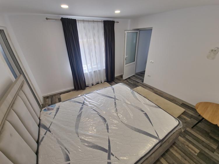 Casa individuala 3 camere foisor acoperit curte  km 4 - 9