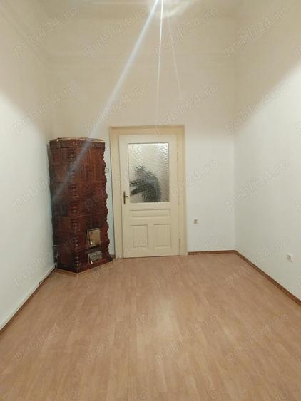 Apartament la casa de vanzare - 8