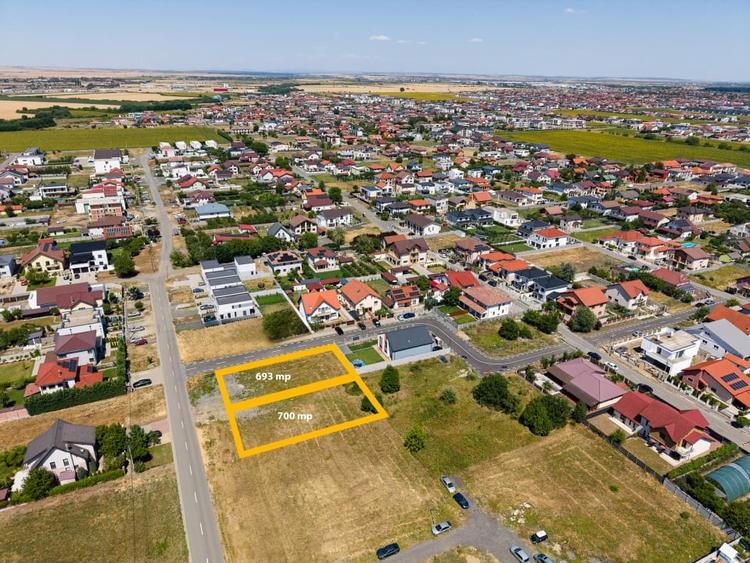 Teren 700 mp  Dumbravita, str. Bucuresti, Persoana juridica - 1