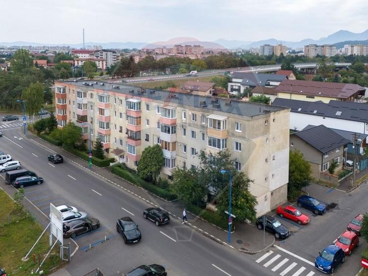 Spatiu comercial / birouri cu intrare separata din strada - 17