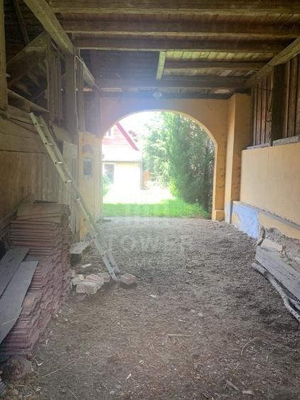 Casă în centrul Cisnădioarei cu 243mp de locuit și teren de 936mp - 17