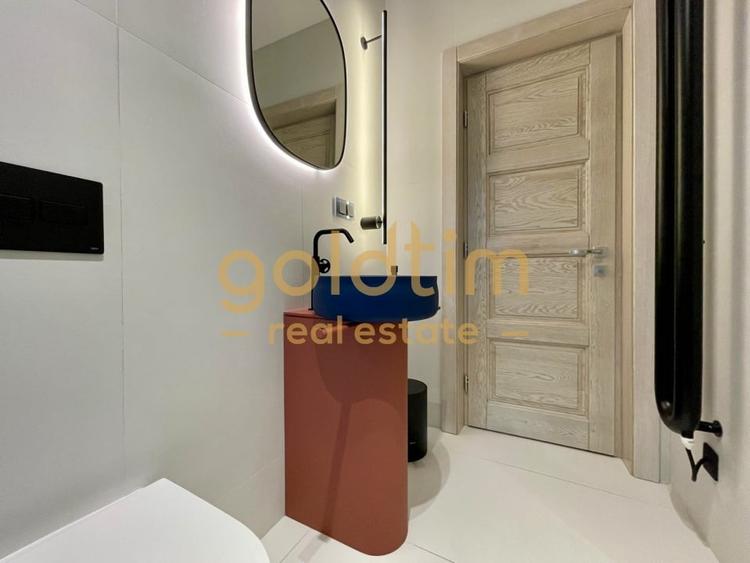 UNICA/ABSOLUT SUPERBA/ VILA INDIVIDUALA/IANCU NICOLAE/CURTE GENEROASA - 59