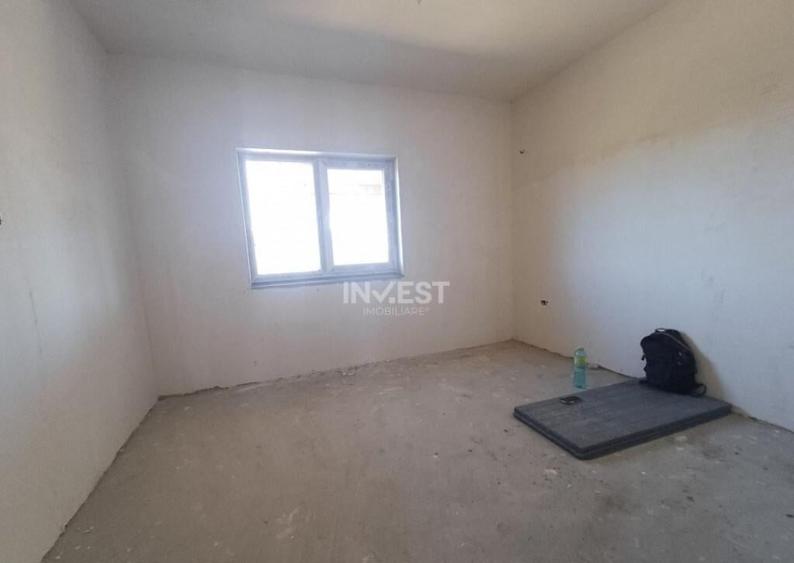 CASA INDIVIDUALA 4 CAMERE + BECI , PLACA DE BETON PESTE ETAJ - 4