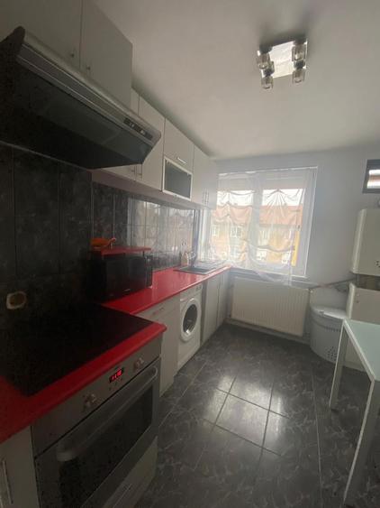 Apartament de vanzare - 6