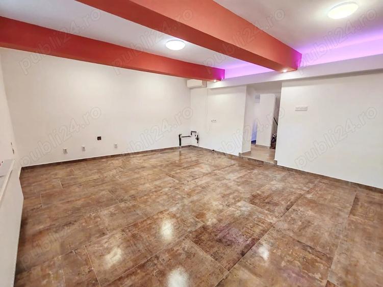 PF, vand acest apartament generos in Piata Mihai Viteazu - 3