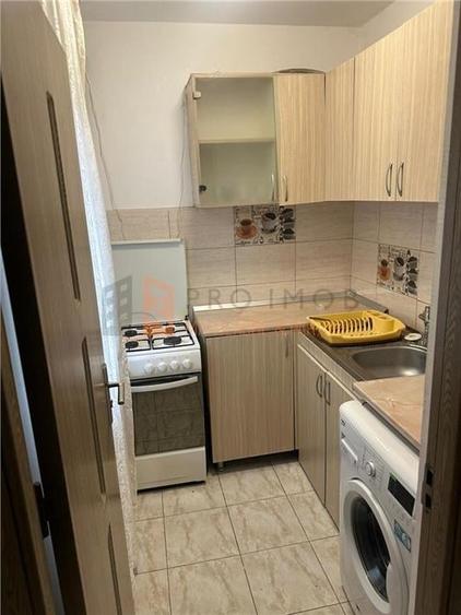 Apartament 2 camere cf 2 semidecomandat zona Micro 14 - 5