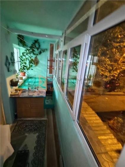 Apartament 3 camere cf 1 decomandat zona Micro 14 - 9