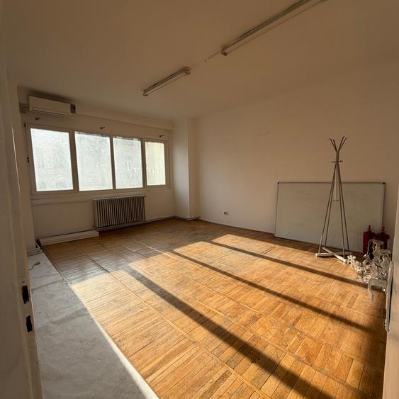 spatiu in cladire de birouri / zona Universitate / 2 camere - 55mp / - 4