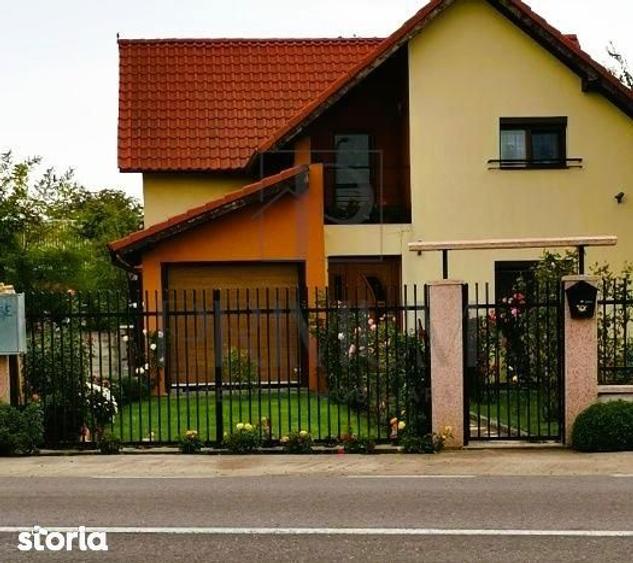 Utvin- toate utilitatile- teren generos- strada asfaltata- mobilata si - 5
