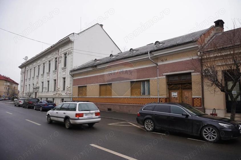 Casa / Vila cu 5 camere de vanzare - 8