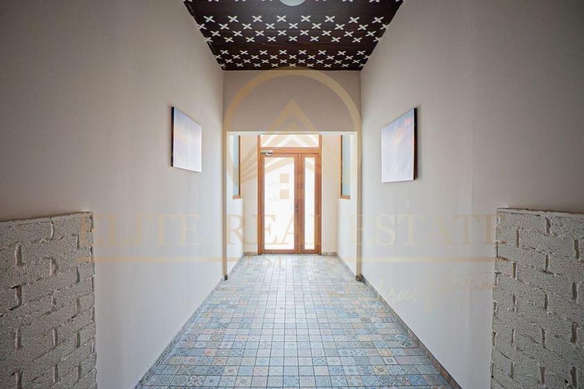 Ultracentral - Proprietate comercială P+M la 200 m de mare. - 16