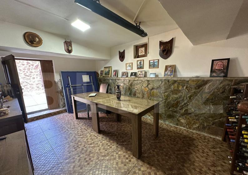 Casa de vanzare in zona Pandurasu - 2