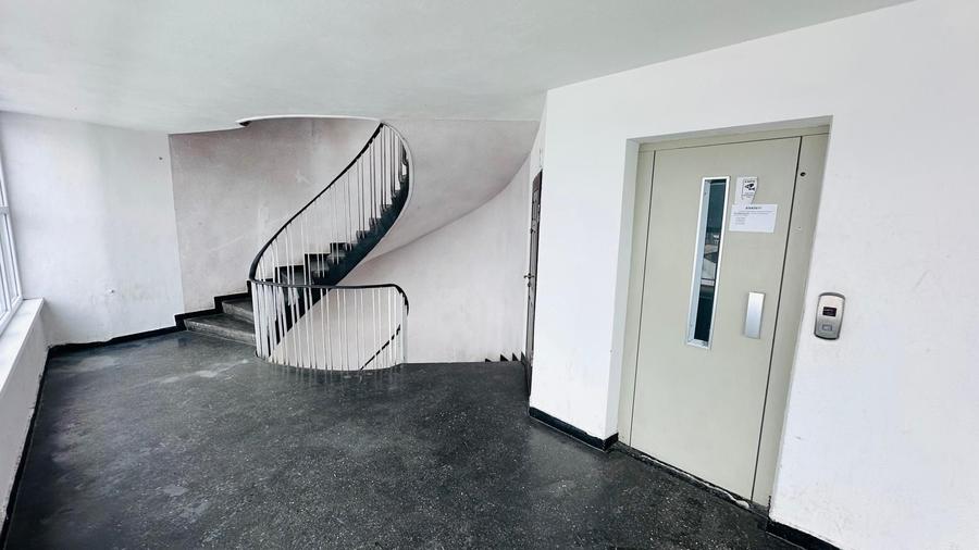 Garsoniera blocul turn Unic - 4