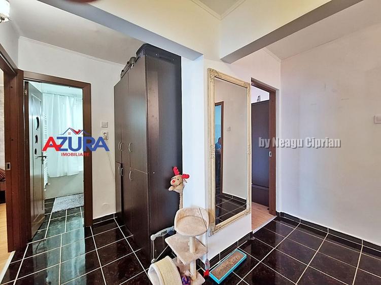 Apartament cu 3 camere decomandat, mobilat în Găvana 3