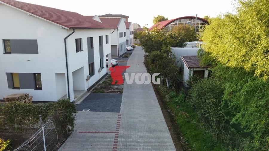 Duplex exclusivist cu drum privat! - 2