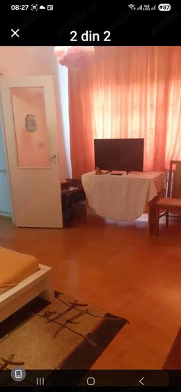 Inchiriez apartament cu doua cam - 2