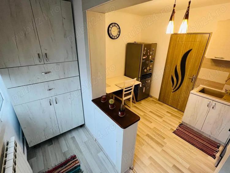 Inchiriez apartament 2 camere craiovita noua - 1