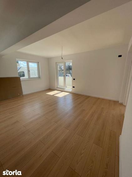 Apartament 3 camere cu curte proprie | Loc parcare inclus - 1