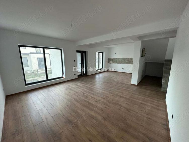 Vila de vanzare Vila de vanzare