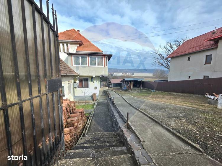 Casa pe strada Prefect Vasile Molovan- Tarnaveni - 15