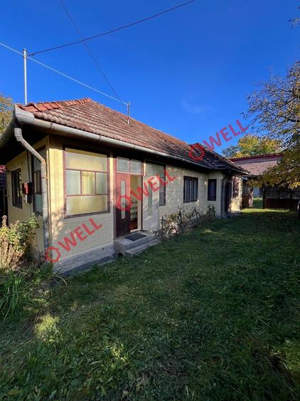 De vânzare în Covasna, pe strada Timar, o proprietate compusă din două case! - 13