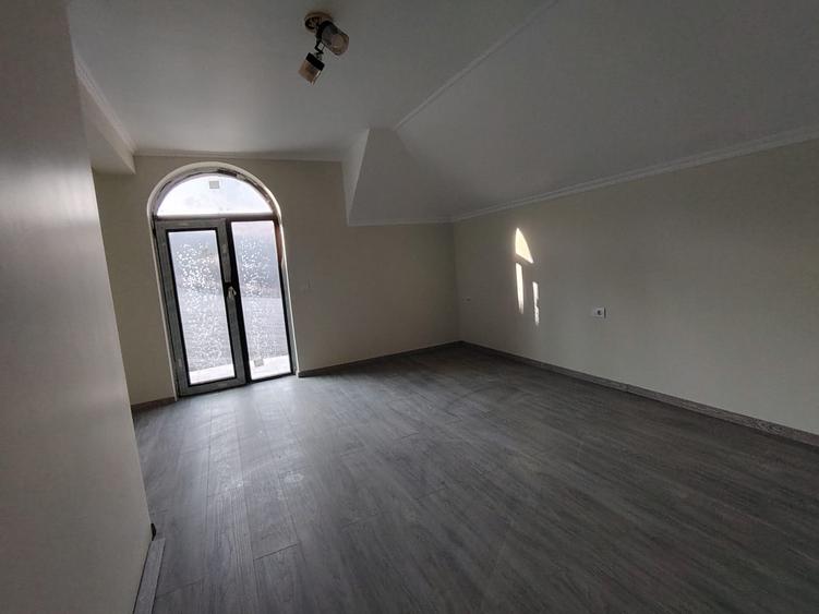 Casa, 146 mp utili, 500 mp teren, Hlincea - 26