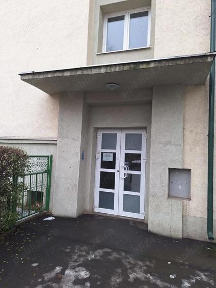 Apartament 2 camere .curat .disponibil imediat .nemobilat . - 1