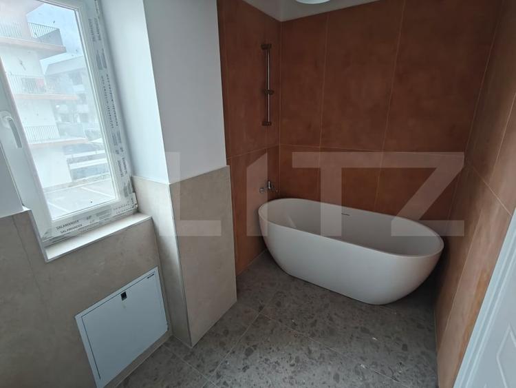 Apartament 3 camere, 67mp, la cheie 2 bai,terasa, parcare, zona Cetatii - 9