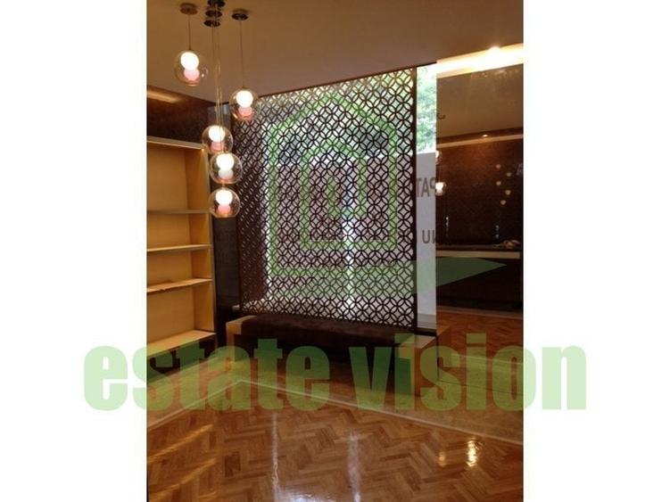 Locație premium pentru retail – expunere excepțională, vitrina 11 mlVă pro - 5