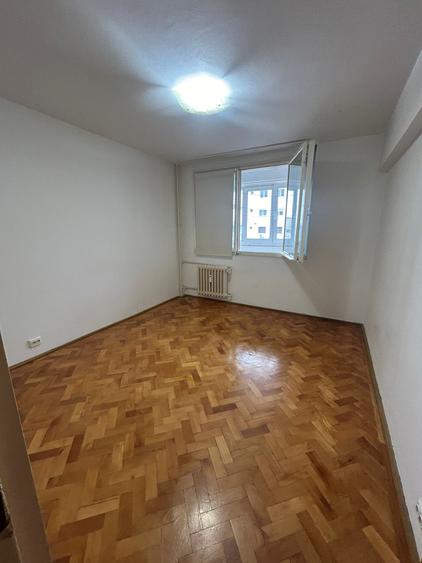 Titan 2 Camere 54 Mp Etaj 8 10 Min Metrou 1 Min Parc Titanii - 3