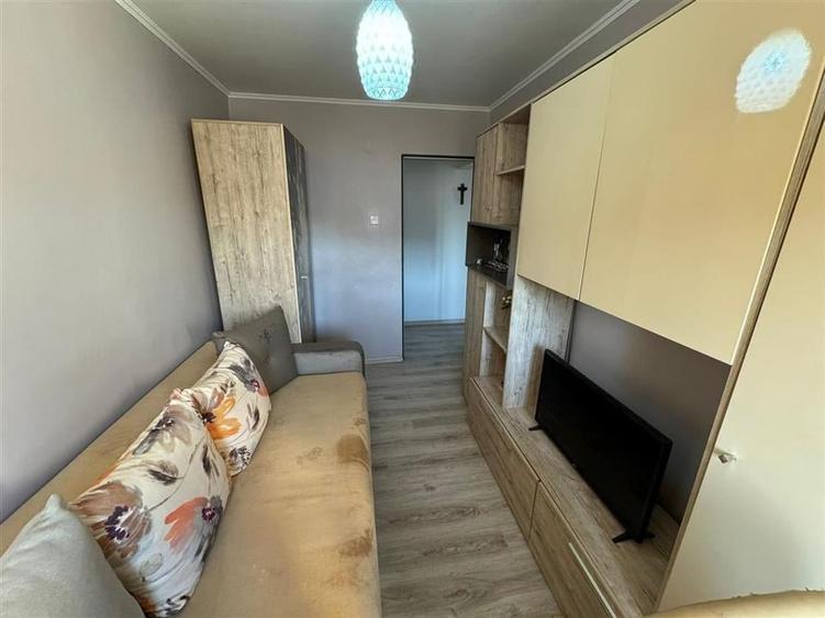 Apartament 4 camere, etaj 3 cu acoperis, nemobilat - 9