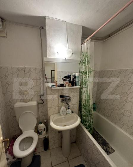 Apartament de vanzare, cu 2 camere, 60 mp, zona Micro 15 - 4