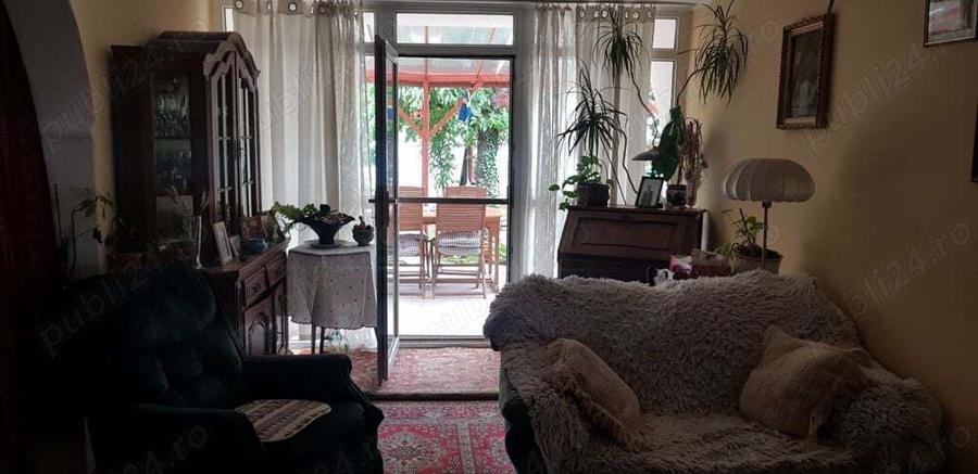 Vind Casa cu Etaj in Cantemir - 10