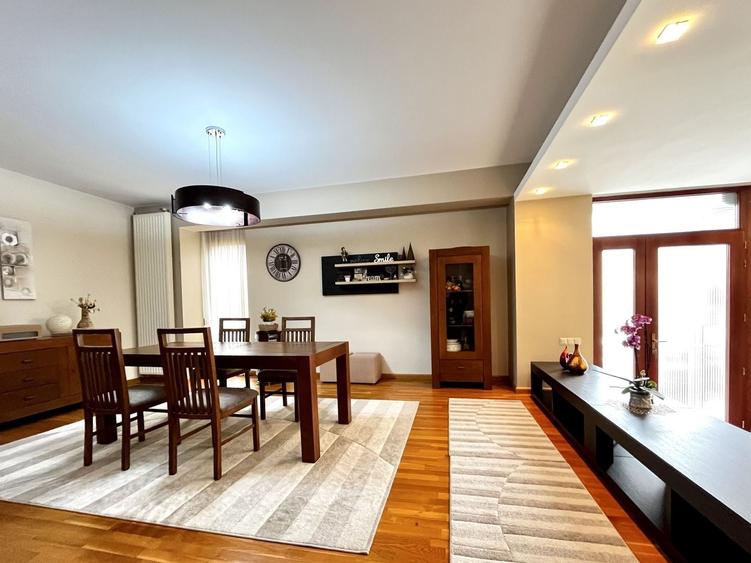 Casa spațioasă și primitoare cu garaj dublu, în Braytim – Soarelui - 5