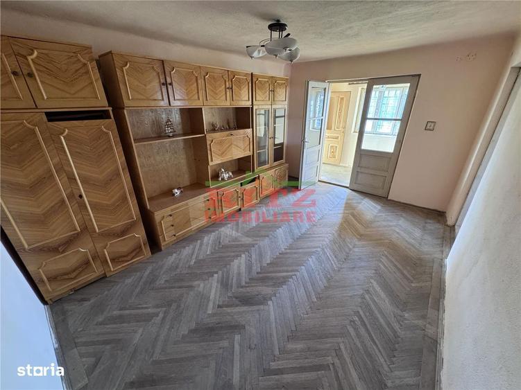 Nou! Casa+teren S=2812 mp, D=20 ml, Piatra-Olt! - 1