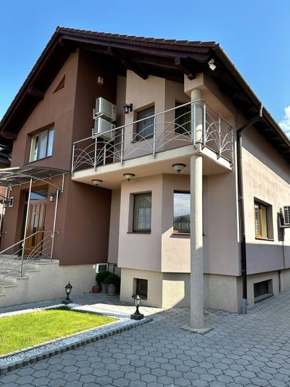 Casa D+P+M cu garaj teren 400 mp finisata utilata mobilata asfal CETATE Giro - 1