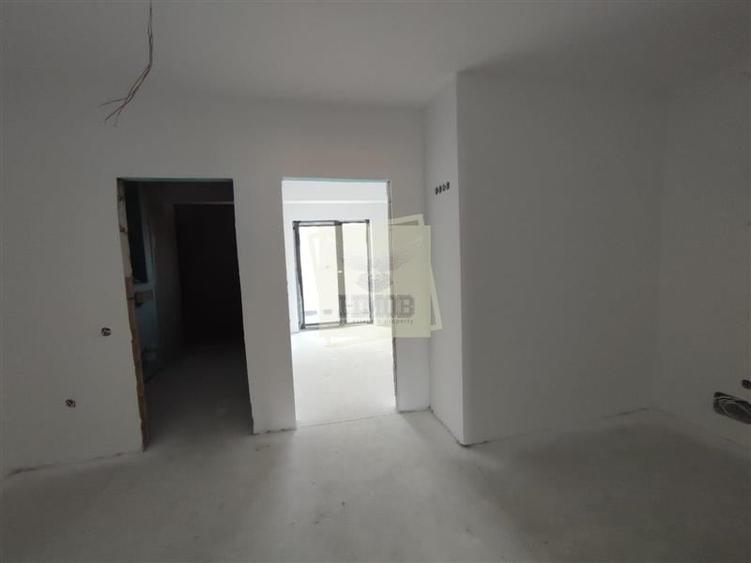 Apartament cu 3 camere etaj 2 balcon si parcare pe Doamna Stanca - 5