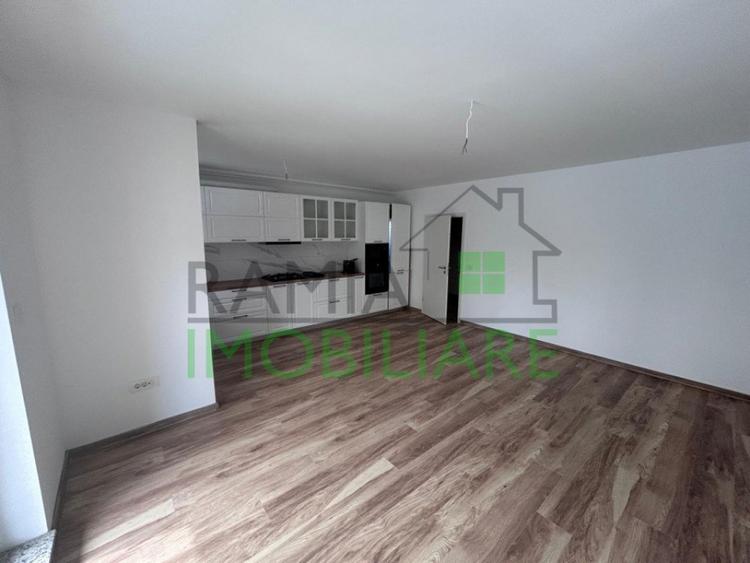 Confort, lumina ?i spa?iu Apartament 3 camere in zon - 5