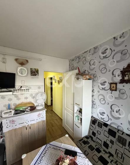 Apartament cu 2 camere decomandat, mobilat în Micro 6