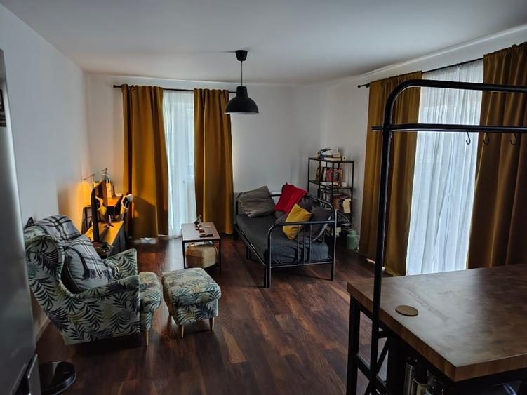 Penthouse cu 3 camere decomandate - 57,80 mp și terasă de 54,50 mp - 5