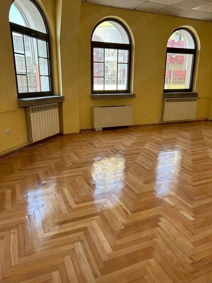 Spa?ii de birouri de inchiriat in centru, Buzau. Cladire reprezentativa, pozi?ie premium - 9