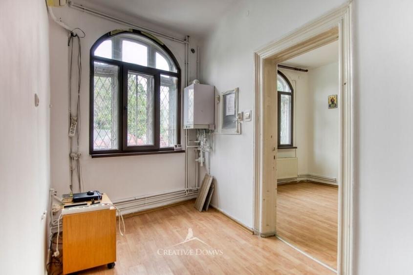 Vila cu 7 camere, 186 mp utili - Piata Muncii - 9