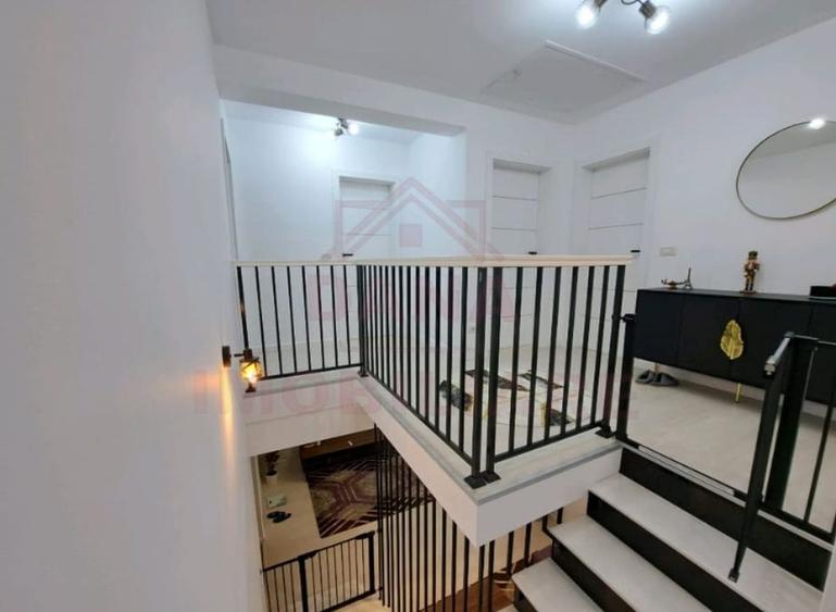 VILĂ TIP TRIPLEX/ LA CHEIE/ &Icirc;N CARANSEBEȘ/,JUD.C-S COMISION 0% - 3