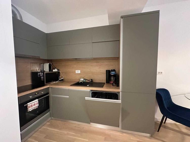 Apartament CENTRAL RESIDENCE / Vasile LascaĚr - 4