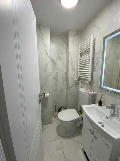 Apartament 3 camere, decomandat, renovat integral - 2