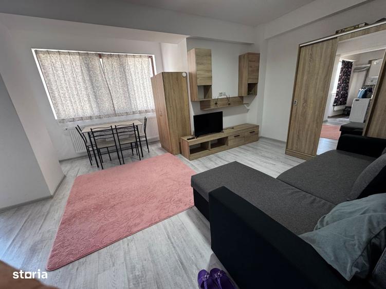 Chirie garsoniera Mioveni, Et2, Robea, bloc nou, mobilata - utilata - 1