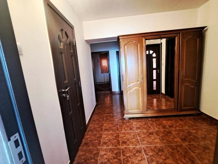 Calea Bucuresti, Targoviste, vanzare apartament 4 camere - 3