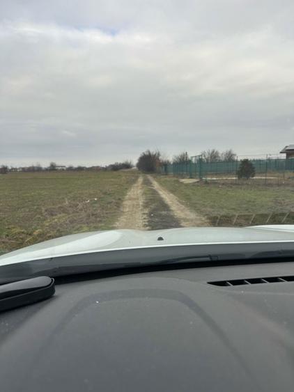 Teren de vanzare sau inchiriere,2400 mp - 5