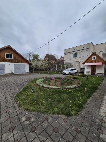 Casa individuala |  283 mp util | teren 992 mp | zona Sub Arini - 6