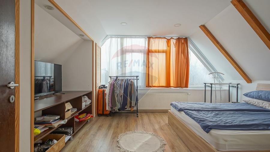 Casa cu 6 dormitoare, fiecare cu baie proprie - Str. Morii, Brasov! - 38